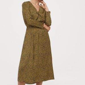 NWT H&M patterned satin midi dress XS